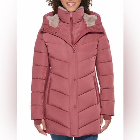 Andrew Marc Jackets & Blazers - Andrew Marc lightweight jacket